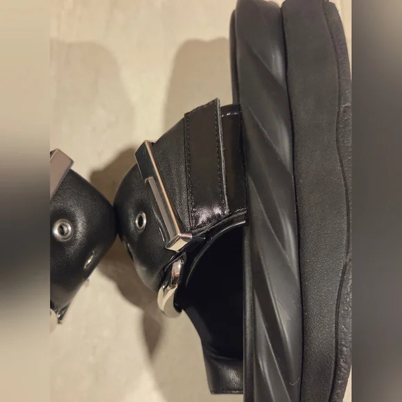 GUC 4CCCCEES Mellow Glow Sandals, Black - Picture 13 of 14